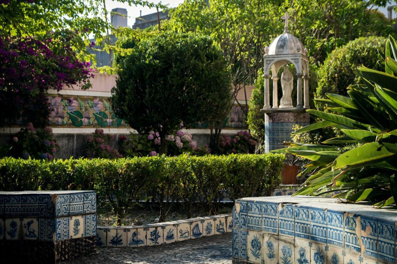 Sant Jordi Hostels Lisbona Esterno foto